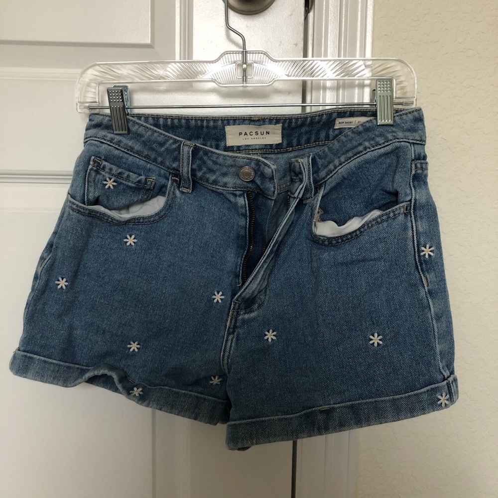 flower denim shorts